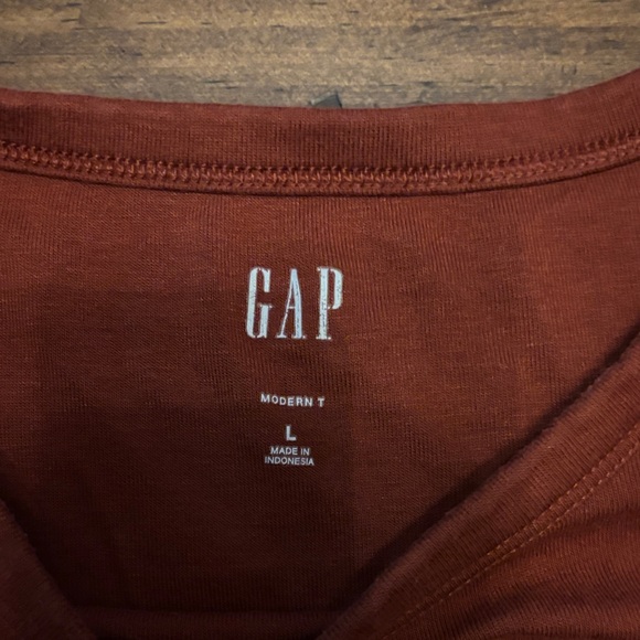 GAP Brick Red modern Long Sleeve Tee large - Picture 2 of 4